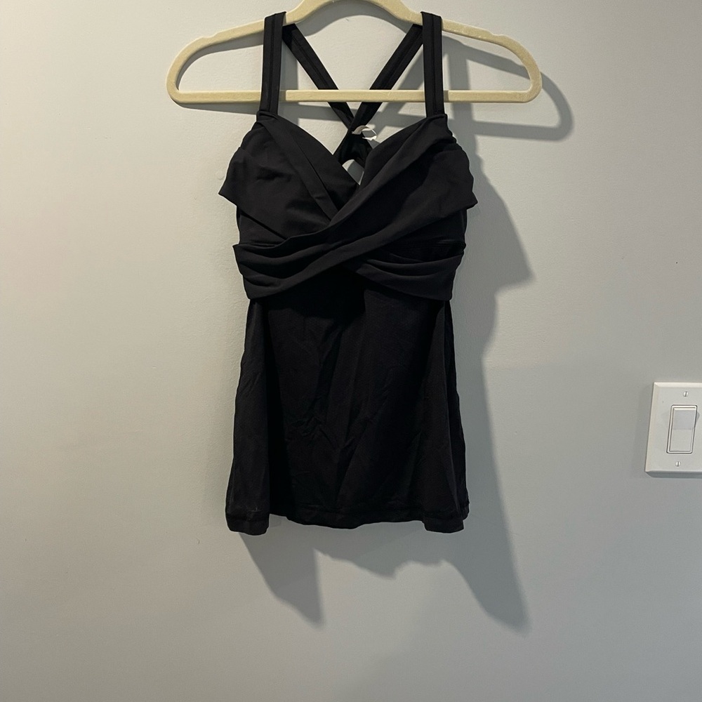 Lululemon tank​​